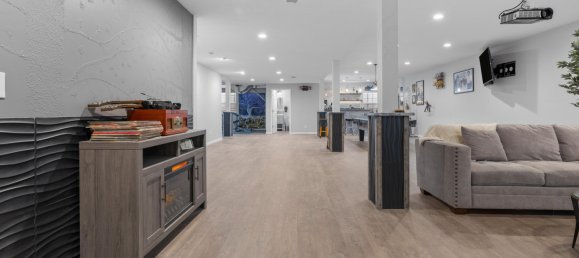 Propiedad comercial de 4 dormitorios en Gypsum, USA No. 560284 16