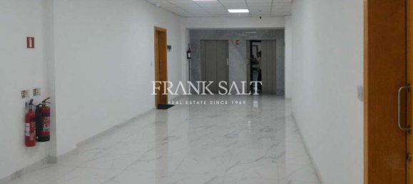 261m² Office in Sliema, Malta No. 12048 8