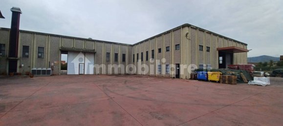 Склад 4430м² в Ларчано, Италия № 178845 15