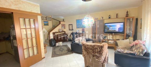 2 bedrooms Apartment in Carrara, Italy No. 45435 2