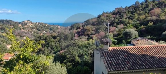 4 rooms House in Alpes-Maritimes, France No. 342861 2