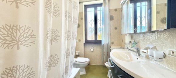 4 rooms House in Maccagno con Pino e Veddasca, Italy No. 11721 10