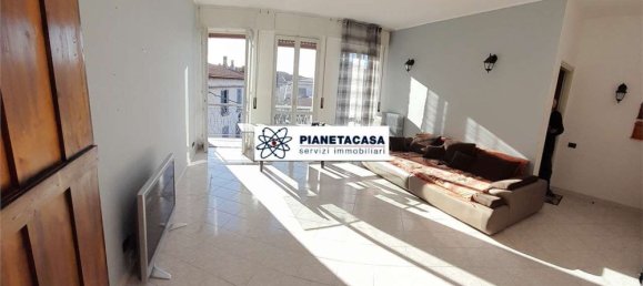 4-salle Appartement à Ponte San Pietro, Italy No. 60054 4