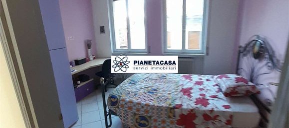 4-salle Appartement à Ponte San Pietro, Italy No. 60054 16