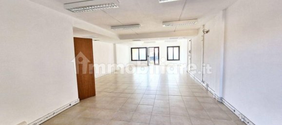 90m² Office in Olbia, Italy No. 318311 2