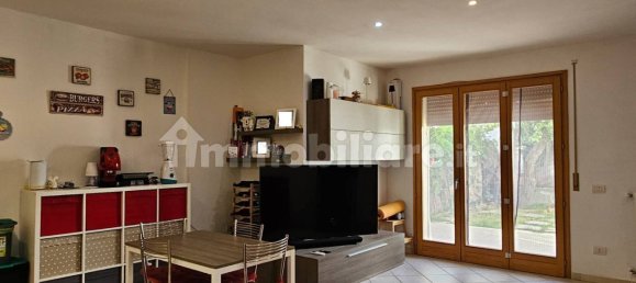 2 bedrooms Apartment in Grosseto, Italy No. 39985 2