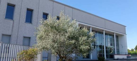 Almacén de 5 habitaciónes en Lissone, Italy No. 343499 5