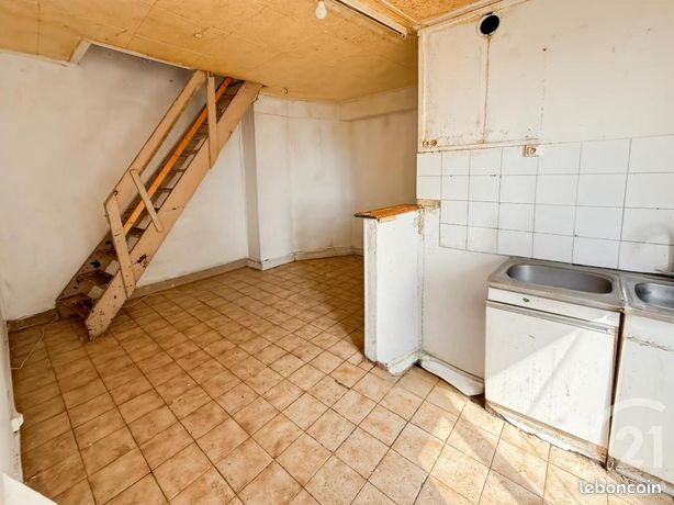 Dúplex de 1 dormitorio en La Courneuve, France No. 314923