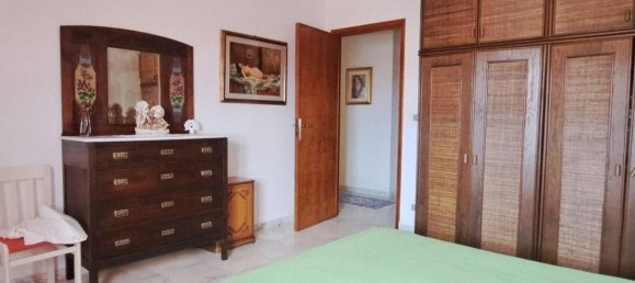 8 rooms Apartment in Vibo Valentia, Italy No. 74209 20