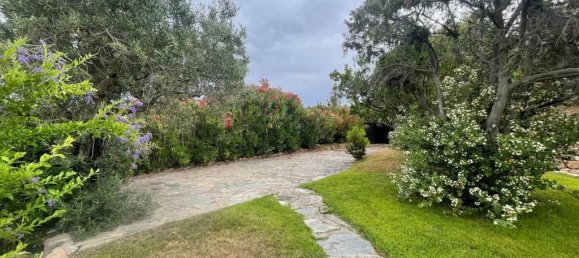 Villa de 9 dormitorios en Arzachena, Italy No. 273990 18