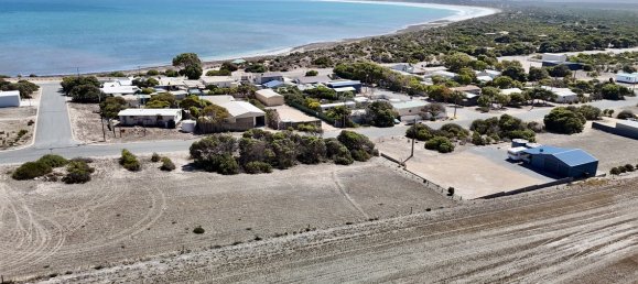 1200m² Land in Sceale Bay, Australia No. 901 4