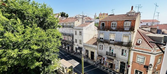 2 bedrooms Apartment in Lisbon, Portugal No. 12864 12