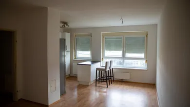 3 rooms Apartment in Gross-Enzersdorf, Austria No. 190548