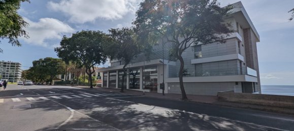 Квартира с 3 спальнями в Фуншал, Португалия № 115980 15