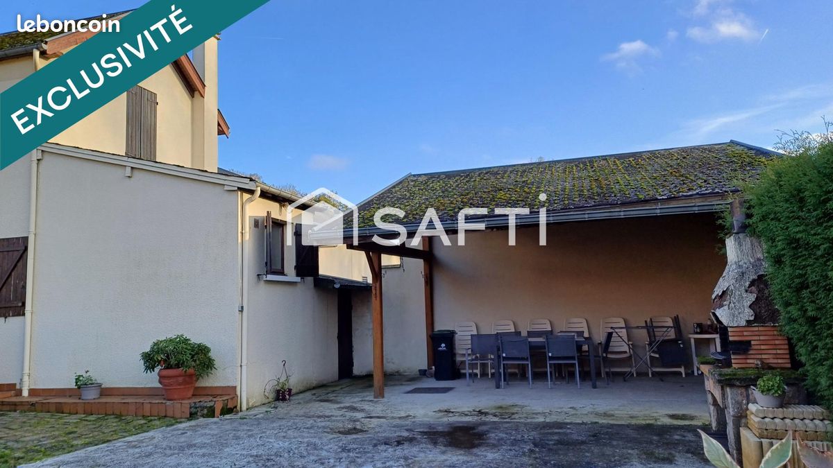 2 bedrooms House in Saint-Just-en-Chaussee, France No. 264300