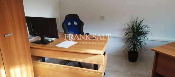 Bureau à San Gwann, Malta 135m² No. 11746 15