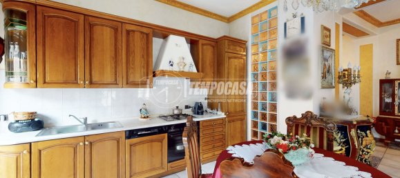 3 rooms Apartment in Turin, Italy No. 305163 22