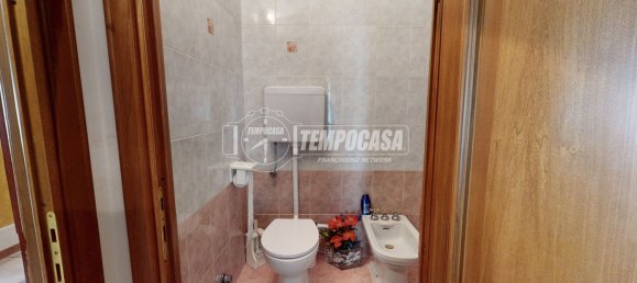 3 rooms Apartment in Turin, Italy No. 305163 8
