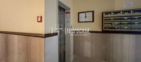 3 rooms Apartment in Turin, Italy No. 305163 16