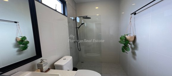 3 bedrooms House in Bang Lamung, Thailand No. 10517 16