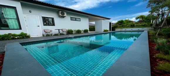 3 bedrooms House in Bang Lamung, Thailand No. 10517 7