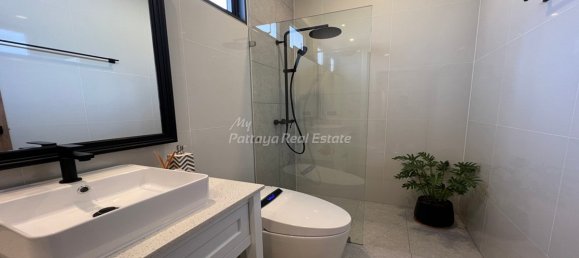 3 bedrooms House in Bang Lamung, Thailand No. 10517 4