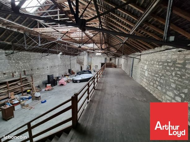 Gewerbliche Immobilie in Niort, France 507m², Nr. 308965