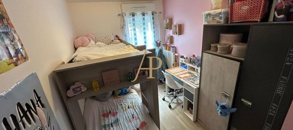 2 bedrooms Apartment in Poissy, France No. 168807 12