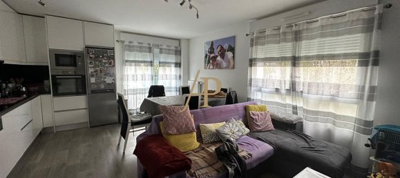 2 bedrooms Apartment in Poissy, France No. 168807 2