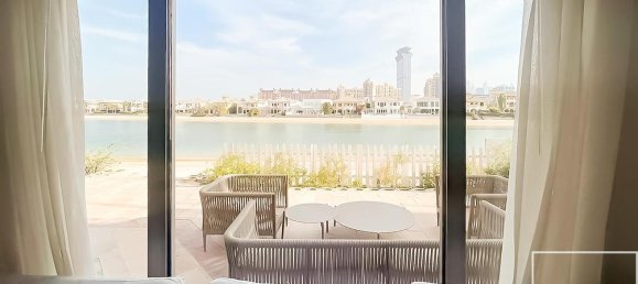 Villa de 5 dormitorios en Palm Jumeirah, UAE No. 112368 2