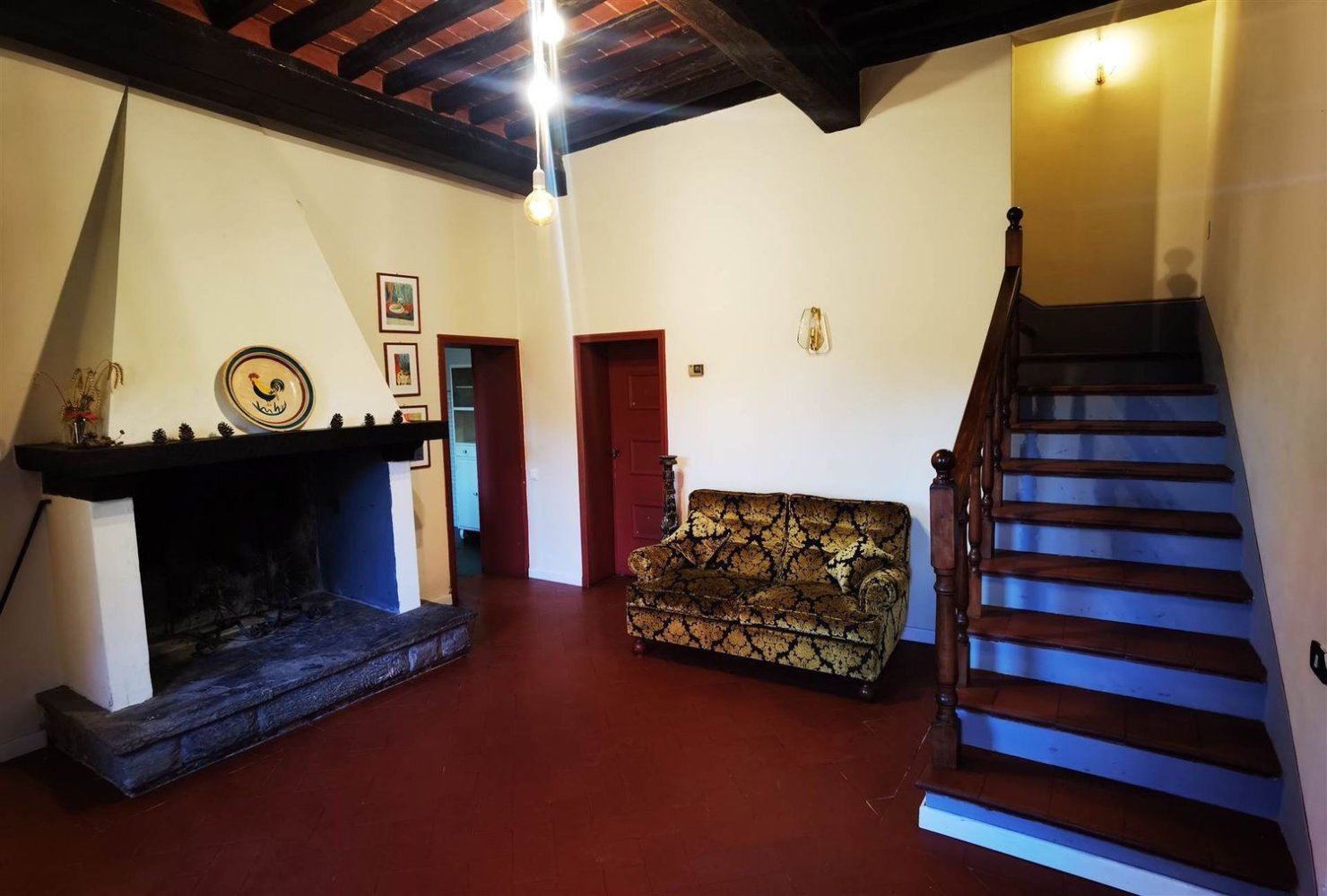 Casa de 6 dormitorios en Serravalle Pistoiese, Italy No. 316818