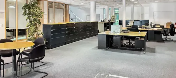 22-salle Bâtiment à Frankenthal, Germany No. 82076 4