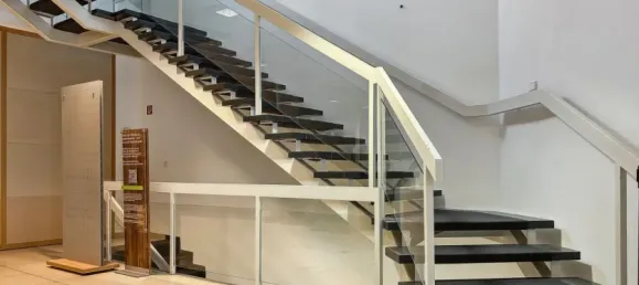 22-salle Bâtiment à Frankenthal, Germany No. 82076 6