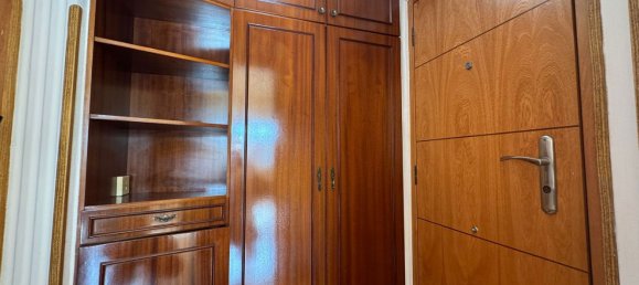 Квартира с 3 спальнями в Хихон, Испания № 170804 15