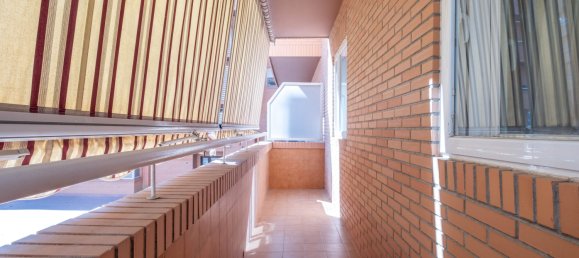 Квартира с 4 спальнями в Сарагоса, Испания № 65993 50