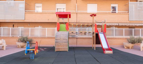 Квартира с 4 спальнями в Сарагоса, Испания № 65993 68