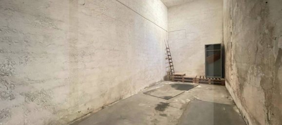 Studio in Manfredonia, Italy No. 17837 11