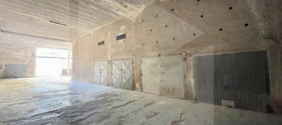 Studio in Manfredonia, Italy No. 17837 8