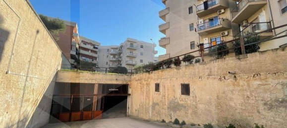 Studio in Manfredonia, Italy No. 17837 4