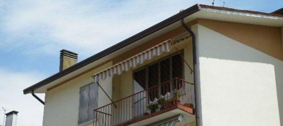 4 rooms Apartment in Mogliano Veneto, Italy No. 255475 2