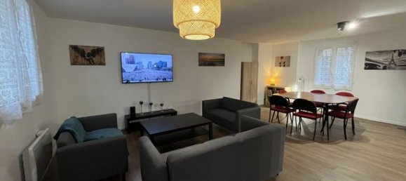 Casa de 3 dormitorios en Saint-Denis, France No. 354729 2