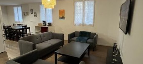 Casa de 3 dormitorios en Saint-Denis, France No. 354729 3