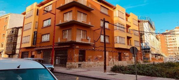 350m² Land in Miranda de Ebro, Spain No. 84798 3