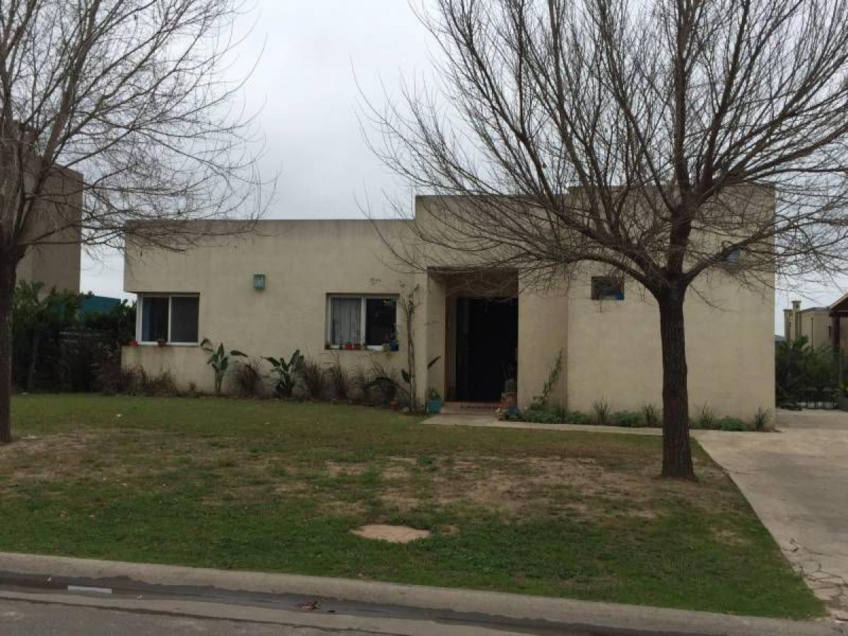 3 bedrooms House in Tigre, Argentina No. 54250