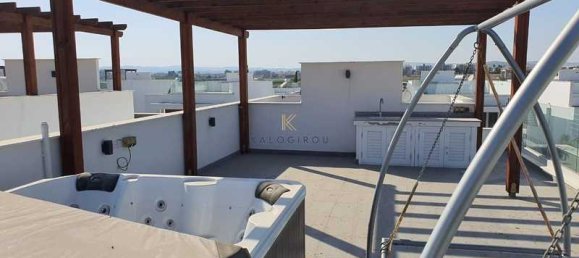 3 bedrooms Commercial property in Larnaca, Cyprus No. 18755 12