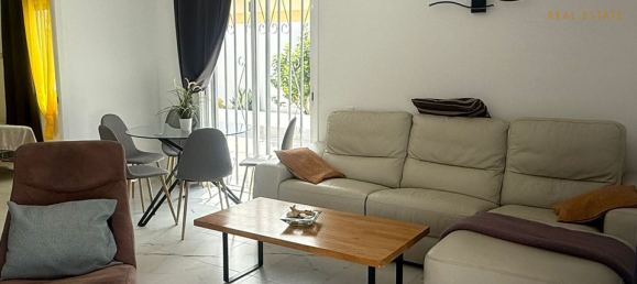 3 bedrooms House in Adeje, Spain No. 185834 3