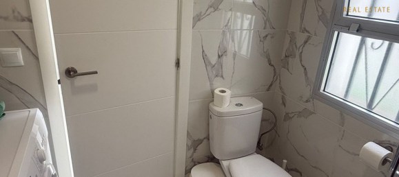 3 bedrooms House in Adeje, Spain No. 185834 9