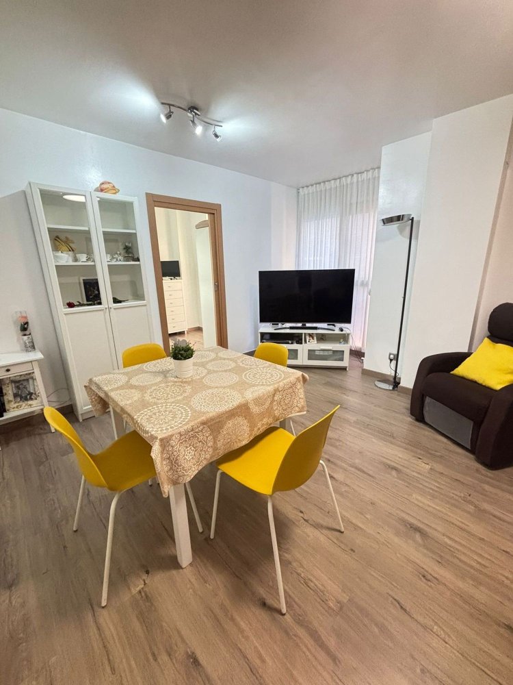 3 bedrooms Apartment in Valencia, Spain No. 253188