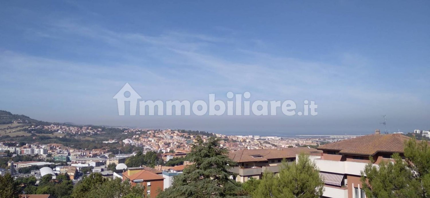 2 chambres Appartement à Ancona, Italy No. 111102