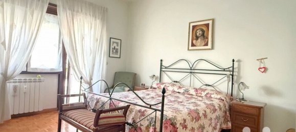 4 bedrooms Apartment in Rome, Italy No. 295126 22